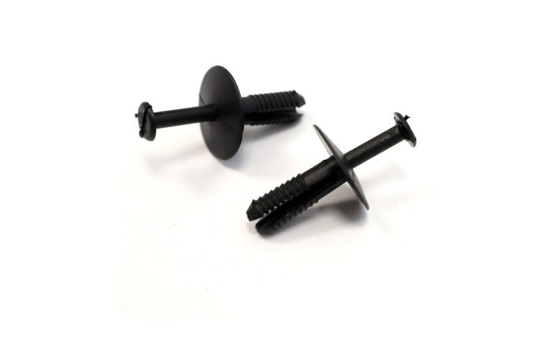 YTT-1648 ÖN TAMPON KLIPSI VECTRA B 95-02